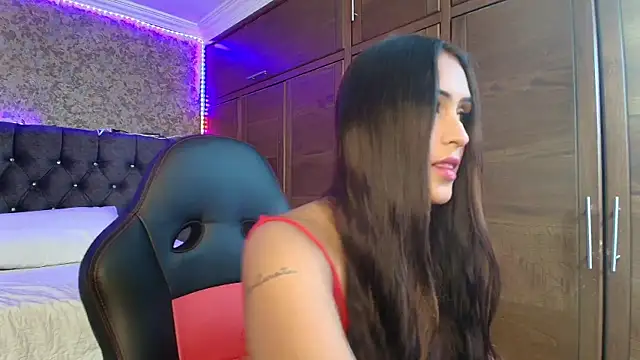 Snapshot of sarah_escobarr chatting on 02-09-26, 01:48 sarah escobarr online show from 02-09-26, 01:48