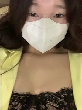 Snapshot of Rin-yiyi chatting on 02-27-26, 03:17 Rin-yiyi online show from 02-27-26, 03:17