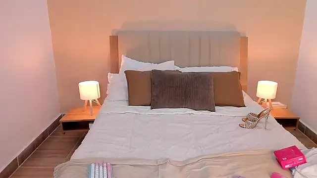 katt souza1 online show from 03-04-26, 11:44