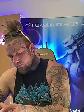 Smokebluntafterblunt online show from 03-26-26, 04:34