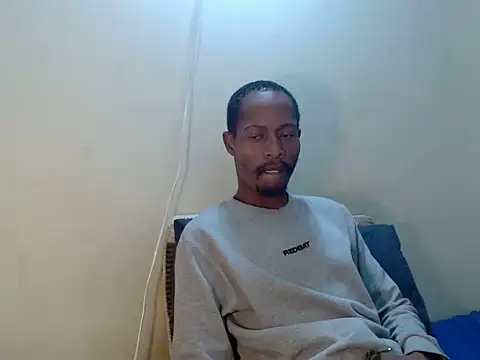 Snapshot of MRSHYGUY29 chatting on 05-11-26, 05:21 MRSHYGUY29 online show from 05-11-26, 05:21