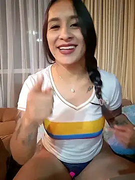 Paola andrade online show from 05-23-26, 01:55