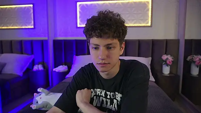 StefanBev online show from 04-17-26, 08:01