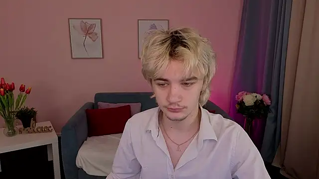 Snapshot of JameMiller chatting on 02-19-26, 07:04 JameMiller online show from 02-19-26, 07:04