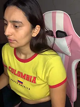 -BabyLuna online show from 04-08-26, 12:38