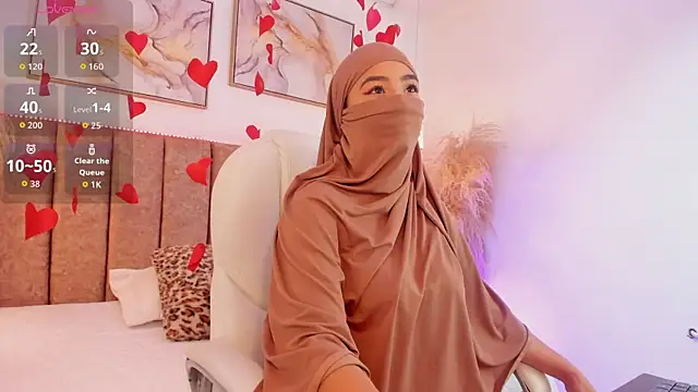 Snapshot of Yaasmin_ chatting on 02-14-26, 06:48 Yaasmin online show from 02-14-26, 06:48