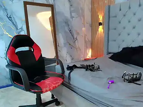 Snapshot of Rangiku_silver chatting on 02-08-26, 01:25 Rangiku silver online show from 02-08-26, 01:25