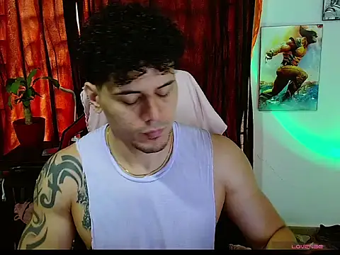 Snapshot of Logan0626 chatting on 06-17-26, 06:20 Logan0626 online show from 06-17-26, 06:20
