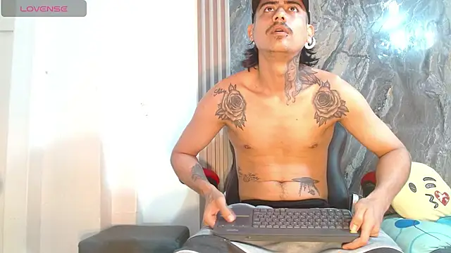 Damian-and-Camerum online show from 04-15-26, 02:40