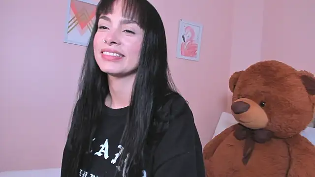 Snapshot of violeta_rodriguezz chatting on 04-20-26, 05:05 violeta rodriguezz online show from 04-20-26, 05:05