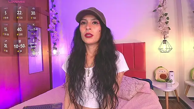 Snapshot of Raia_gh chatting on 03-03-26, 02:39 Raia gh online show from 03-03-26, 02:39