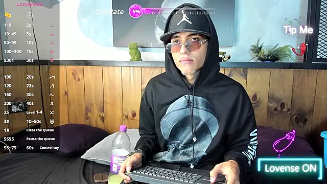 ItsZairen online show from 03-01-26, 07:54