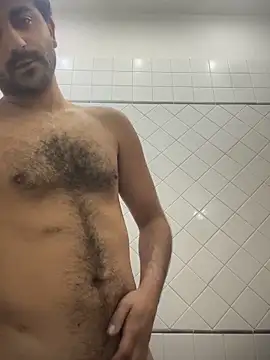 Snapshot of elia2711 chatting on 03-01-26, 06:21 elia2711 online show from 03-01-26, 06:21