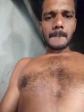 Snapshot of Daddyishere_19 chatting on 04-25-26, 02:58 Daddyishere 19 online show from 04-25-26, 02:58
