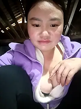 lisn-cute online show from 02-12-26, 02:39