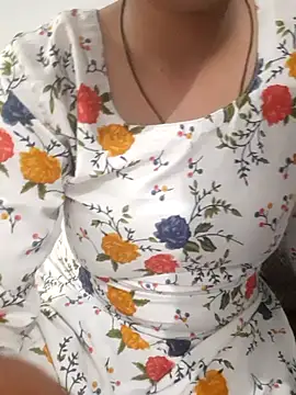 Snapshot of Uma_rani chatting on 02-23-26, 07:39 Uma rani online show from 02-23-26, 07:39