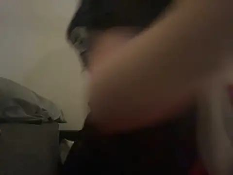 Snapshot of Blondniunia chatting on 03-01-26, 10:34 Blondniunia online show from 03-01-26, 10:34