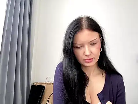 JoanGold online show from 04-17-26, 06:16