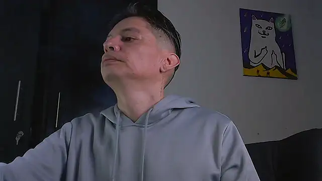 Snapshot of Thommas8a chatting on 02-15-26, 02:08 Thommas8a online show from 02-15-26, 02:08