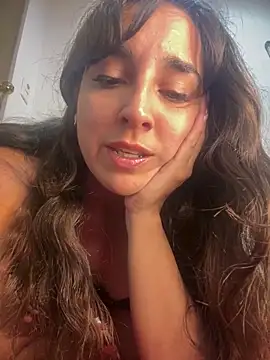 Latinaelisa online show from 03-26-26, 02:28