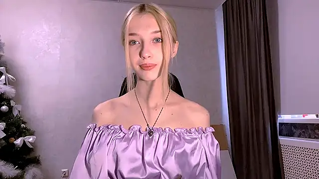 Snapshot of TaliCaan chatting on 02-09-26, 09:02 TaliCaan online show from 02-09-26, 09:02