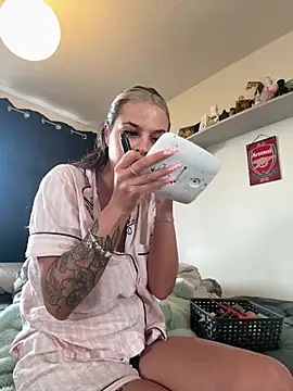 Snapshot of Georgialacex chatting on 02-17-26, 10:23 Georgialacex online show from 02-17-26, 10:23