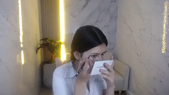 Snapshot of dani_tf chatting on 02-28-26, 01:12 dani tf online show from 02-28-26, 01:12