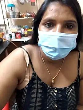 Snapshot of Tamil_uma_69 chatting on 02-24-26, 12:19 Tamil uma 69 online show from 02-24-26, 12:19