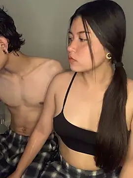 Snapshot of Damn__Love chatting on 03-01-26, 10:56 Damn Love online show from 03-01-26, 10:56