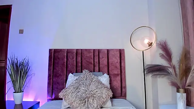 AndraCyruss online show from 02-17-26, 11:33