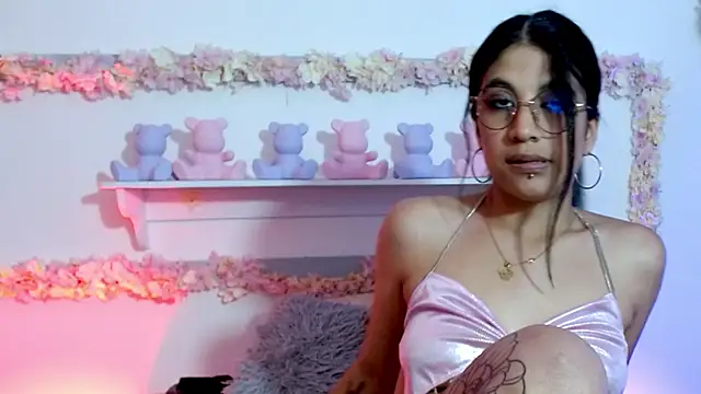 sharlotaustral18 online show from 02-17-26, 04:20