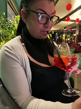 Snapshot of trombaio chatting on 02-15-26, 08:05 trombaio online show from 02-15-26, 08:05