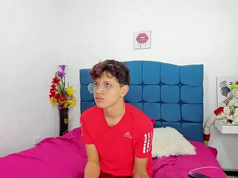  GoldenGirls  online show from 02-08-26, 01:14