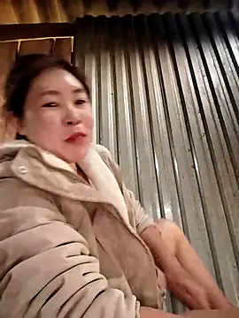 Yiyoongg online show from 03-04-26, 02:39