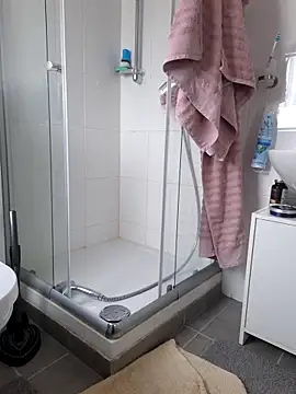 Snapshot of ondlaniej chatting on 03-14-26, 11:59 ondlaniej online show from 03-14-26, 11:59