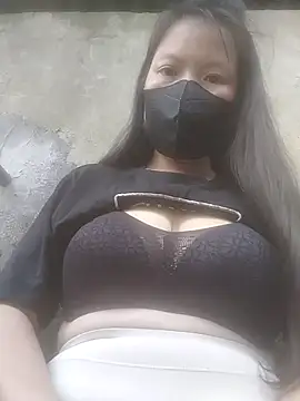 Snapshot of Yang-my- chatting on 02-17-26, 08:33 Yang-my- online show from 02-17-26, 08:33