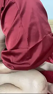 huyenzz online show from 03-16-26, 02:54