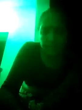Snapshot of Loomaraj chatting on 05-14-26, 04:58 Loomaraj online show from 05-14-26, 04:58