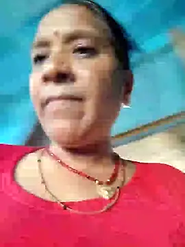 Snapshot of Loomaraj chatting on 07-16-26, 06:08 Loomaraj online show from 07-16-26, 06:08