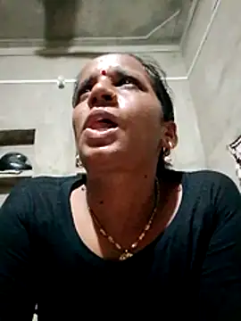 Snapshot of Anitarakkoli chatting on 07-04-26, 03:07 Anitarakkoli online show from 07-04-26, 03:07