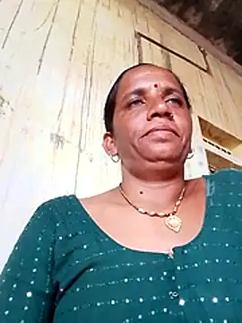 Snapshot of Anitarakkoli chatting on 07-08-26, 06:18 Anitarakkoli online show from 07-08-26, 06:18