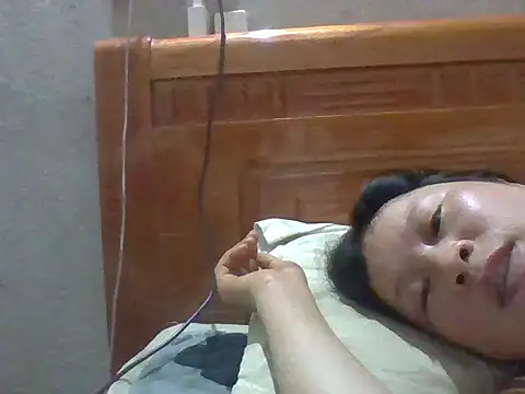 Snapshot of PTM99 chatting on 02-15-26, 07:51 PTM99 online show from 02-15-26, 07:51