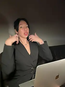 MissDeepVelur online show from 03-13-26, 05:41