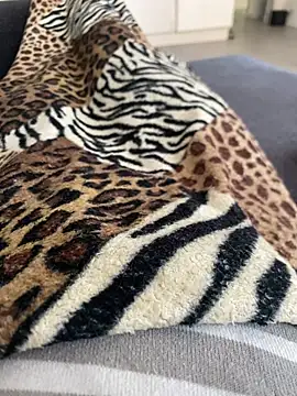 little dreamer  online show from 03-20-26, 02:55