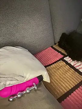 little dreamer  online show from 03-27-26, 08:20