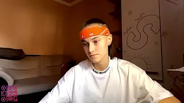 DannieColla online show from 03-19-26, 07:12