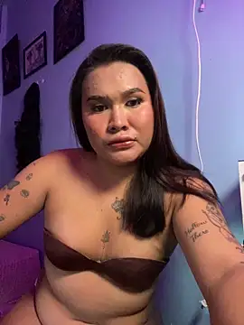 hollynicole online show from 06-18-26, 08:36