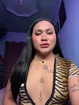 hollynicole online show from 06-22-26, 01:19
