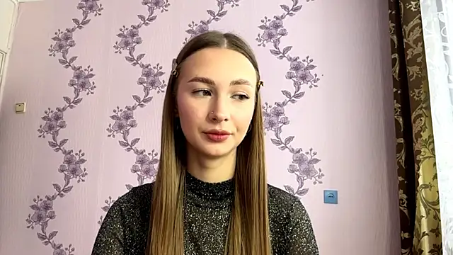 Snapshot of LacieHelaire chatting on 03-03-26, 07:25 LacieHelaire online show from 03-03-26, 07:25