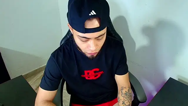 Snapshot of Xanderstone00 chatting on 03-03-26, 08:48 Xanderstone00 online show from 03-03-26, 08:48